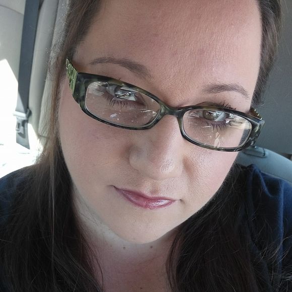 Meet your Posher, Kristie - Picture 1 of 1